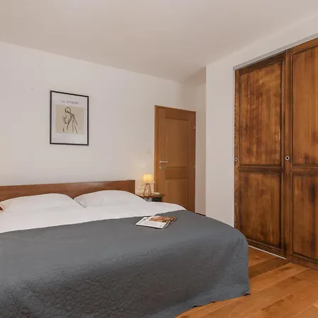 펜션 Old House With Pool, Jacuzzi *